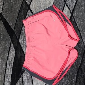 NIKE DRI-FIT LINED MESH SWOOSH LOGO ATHLETIC SHORTS